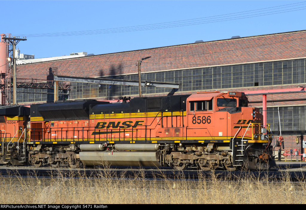 BNSF 8586 - Roster
